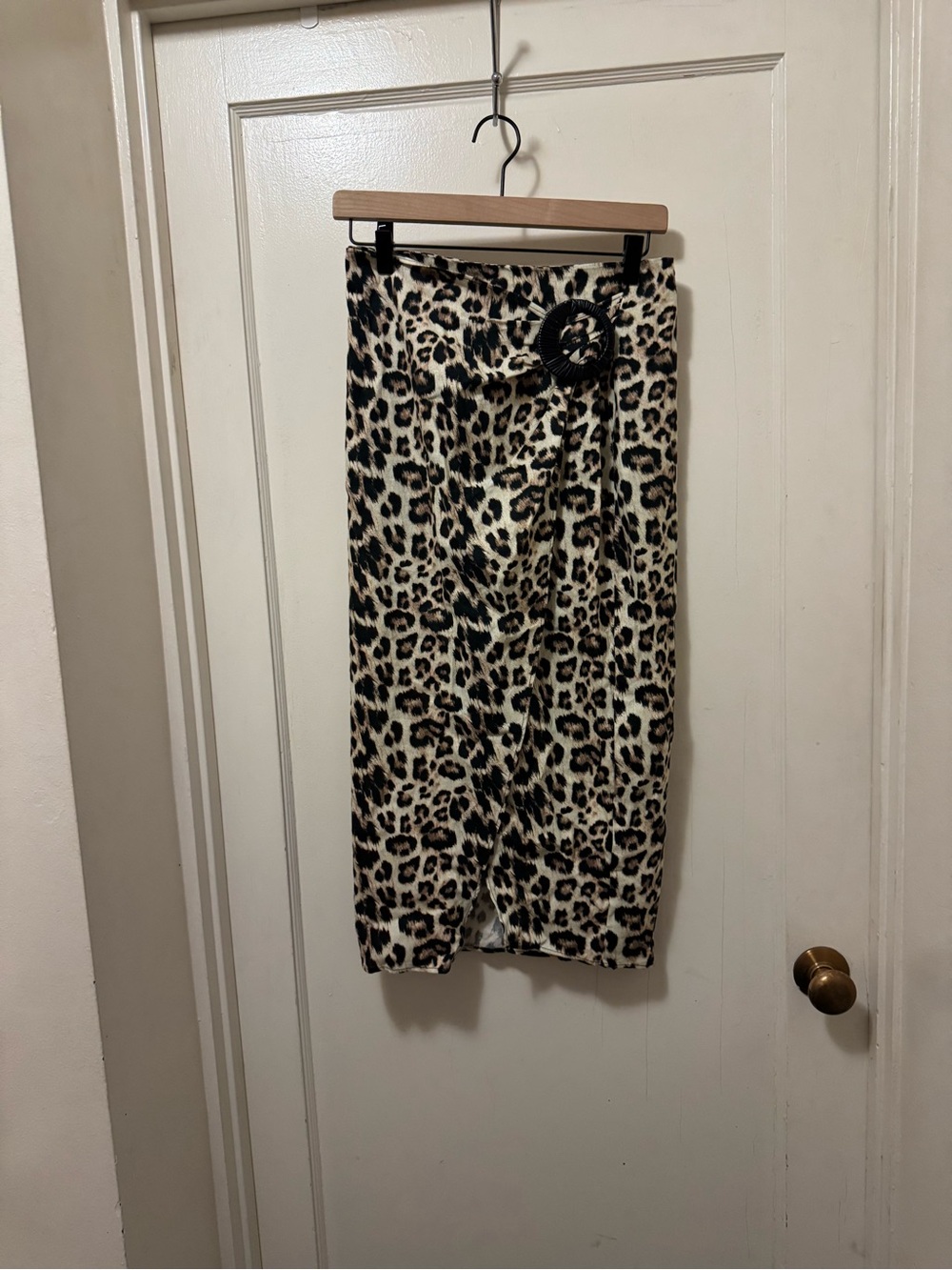 Zara Leopard Print Midi Skirt with Side Buckle - Beige & Black
